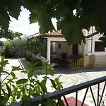 Haus Roko *