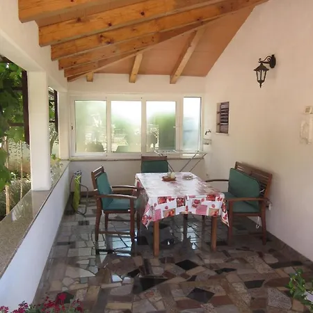 Haus Roko Apartment