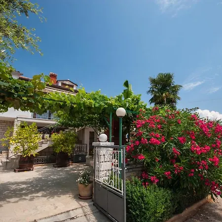 Apartment Haus Roko