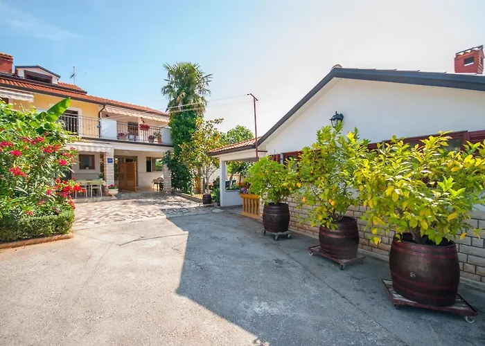 Apartment Haus Roko *