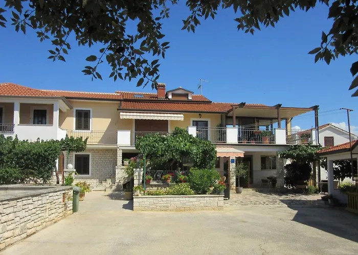 Haus Roko *